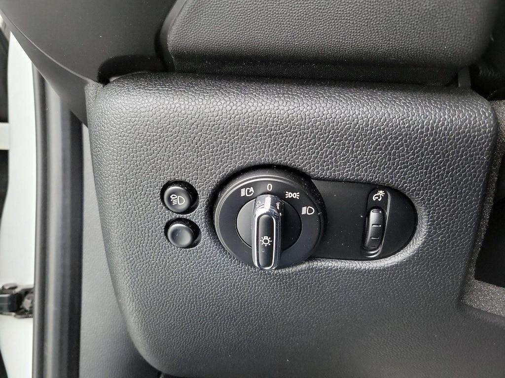 used 2022 MINI Hardtop car, priced at $25,998