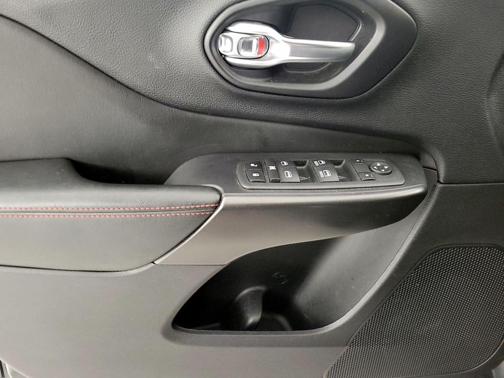 used 2020 Jeep Cherokee car, priced at $23,998