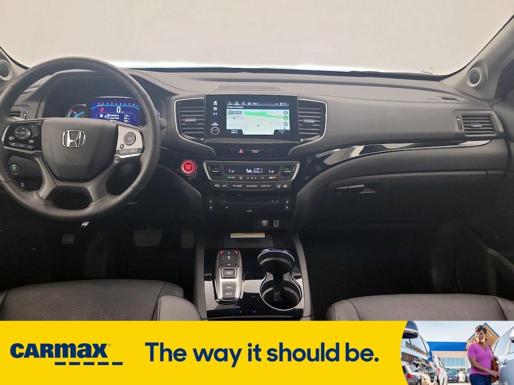 used 2022 Honda Pilot car, priced at $38,998