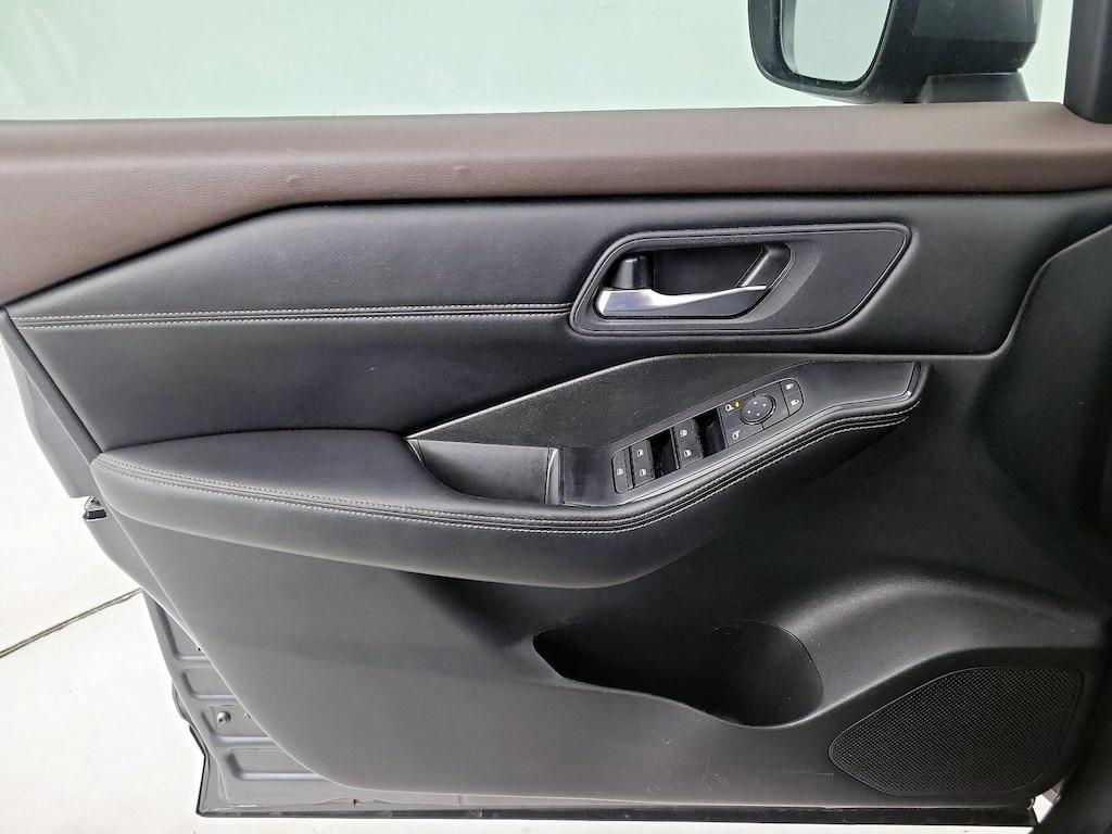 used 2023 Nissan Rogue car, priced at $24,998