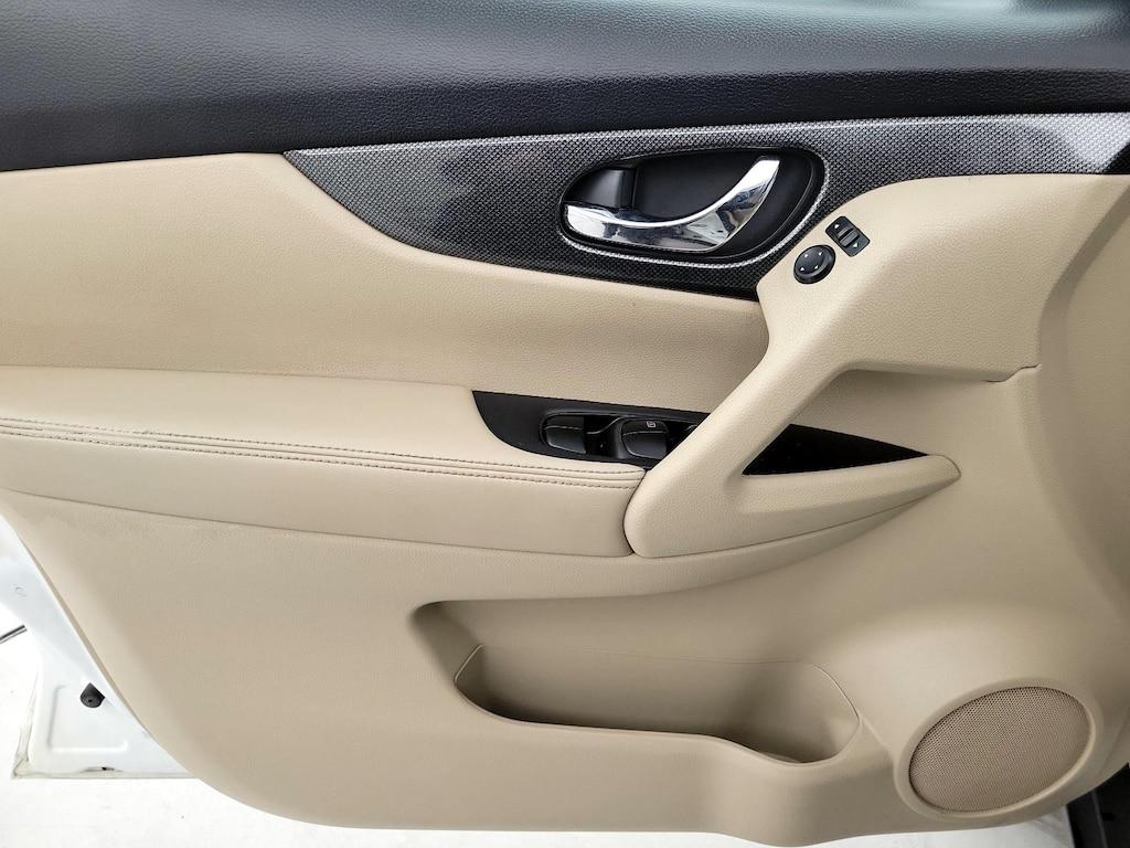 used 2015 Nissan Rogue car, priced at $17,998