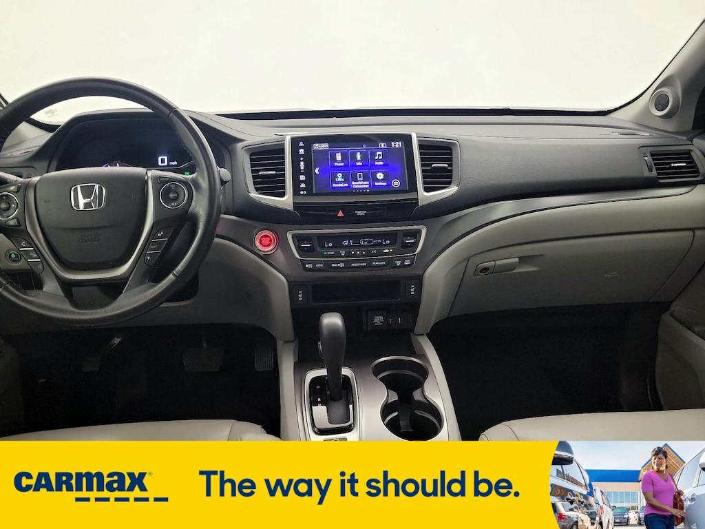 used 2017 Honda Pilot car, priced at $25,998