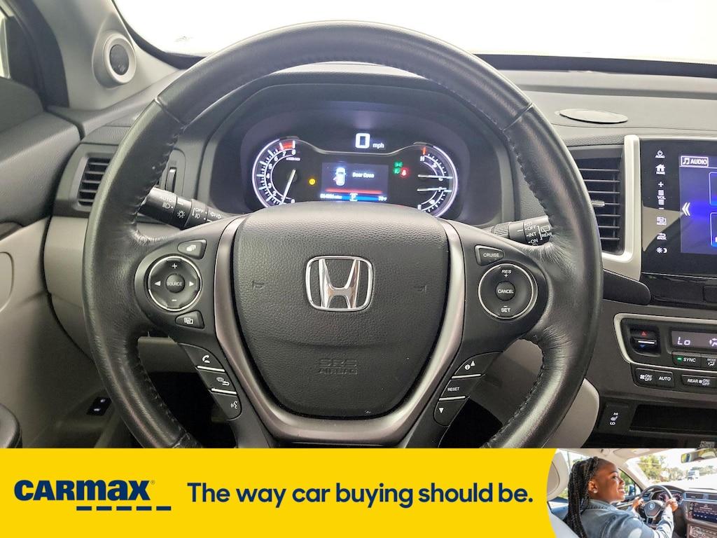 used 2017 Honda Pilot car, priced at $25,998