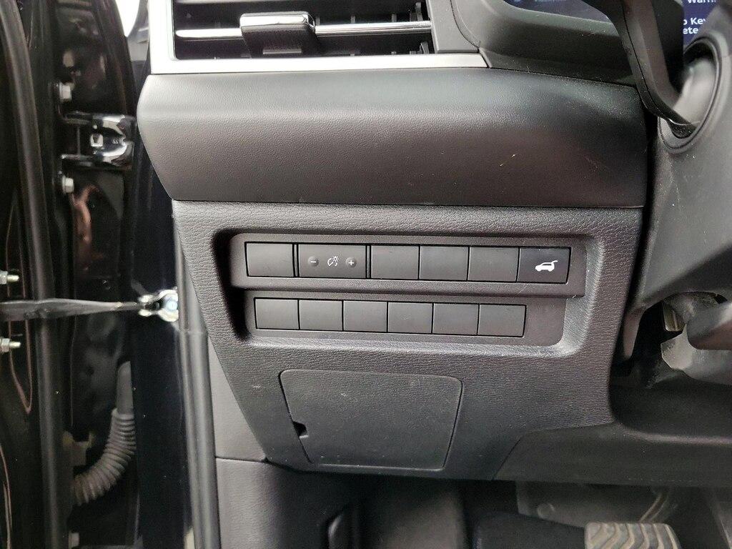 used 2022 Mitsubishi Outlander car, priced at $23,998