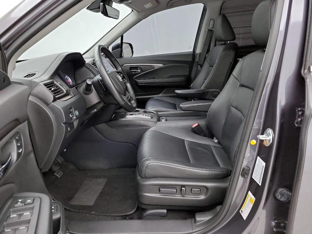 used 2022 Honda Pilot car, priced at $35,998