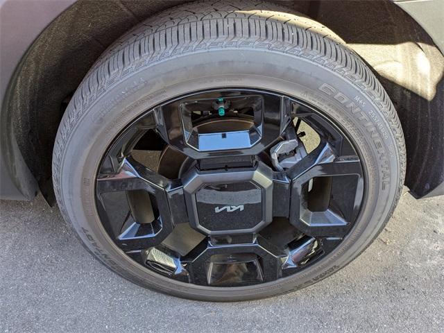 used 2024 Kia Sorento car, priced at $31,887