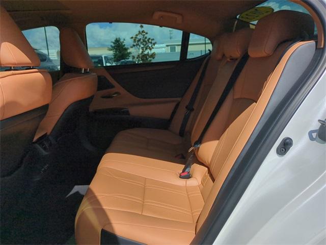 used 2023 Lexus ES 350 car, priced at $38,776