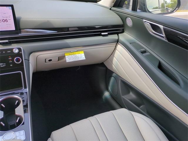 new 2025 Genesis GV80 car, priced at $61,195