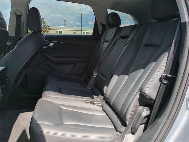 used 2022 Audi Q7 car, priced at $30,489