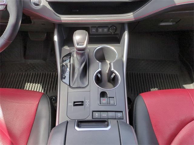 used 2021 Toyota Highlander car, priced at $32,885