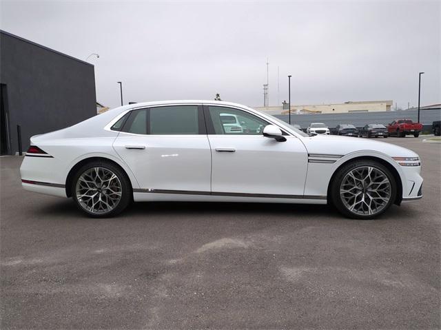 new 2025 Genesis G90 car, priced at $101,900