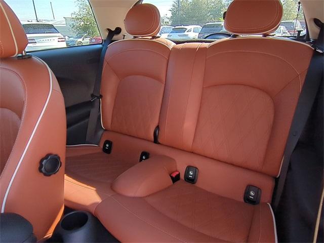 used 2023 MINI Hardtop car, priced at $22,989