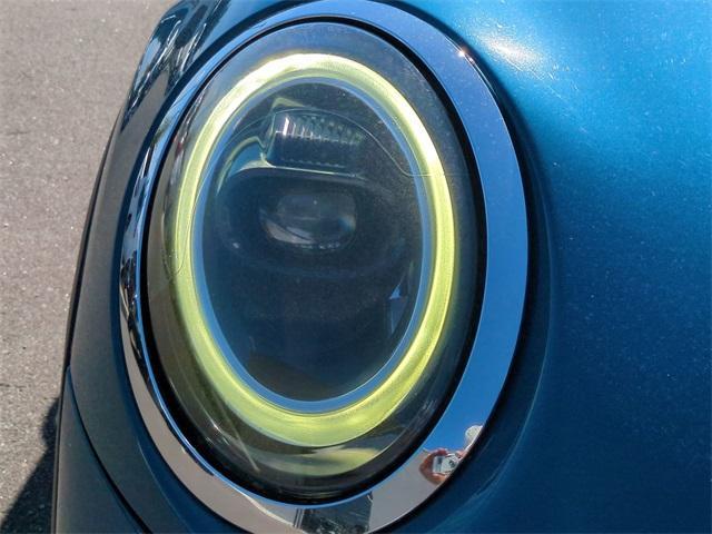 used 2023 MINI Hardtop car, priced at $22,989