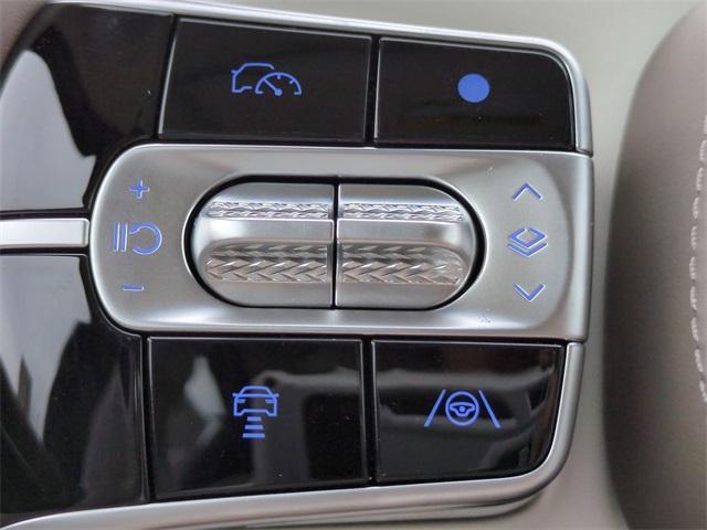 new 2025 Genesis G90 car, priced at $97,145