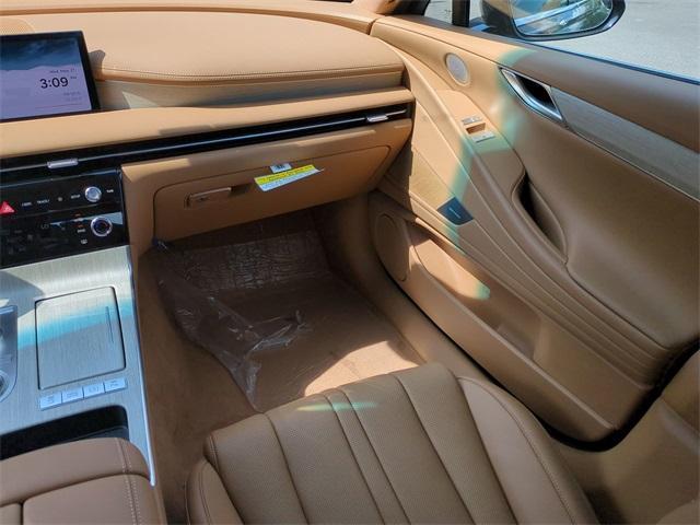 new 2025 Genesis G80 car, priced at $64,295