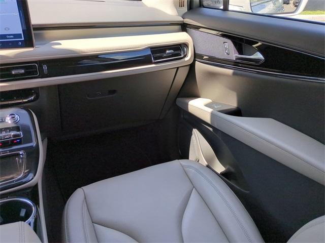 used 2022 Lincoln Nautilus car, priced at $33,142