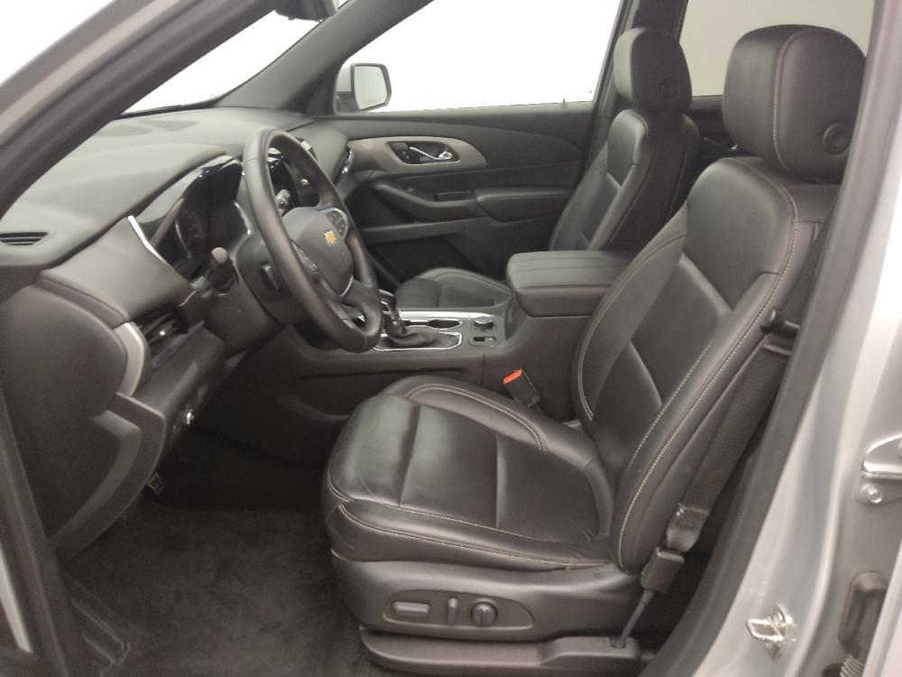 used 2022 Chevrolet Traverse car, priced at $27,295