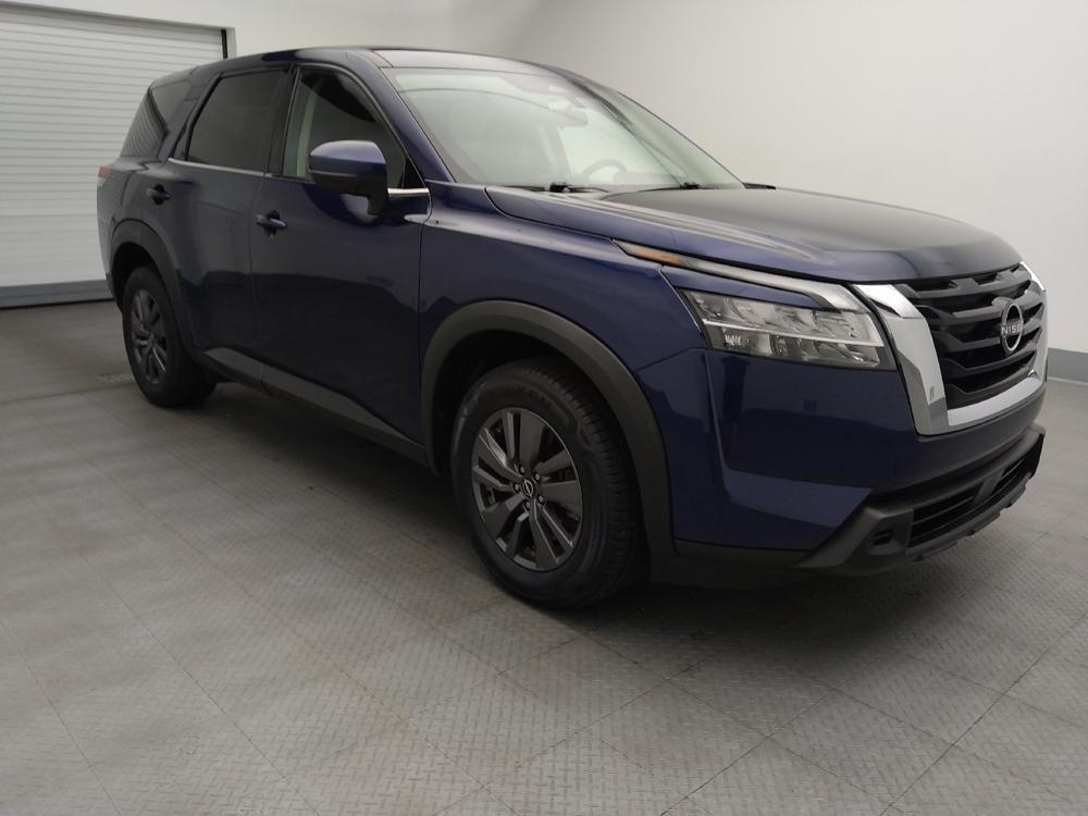 used 2022 Nissan Pathfinder car, priced at $24,195