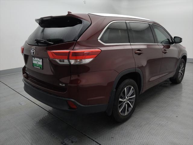 used 2018 Toyota Highlander car, priced at $22,995