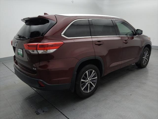 used 2018 Toyota Highlander car, priced at $22,995