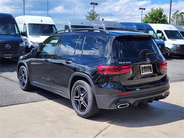 new 2024 Mercedes-Benz GLB 250 car, priced at $55,414