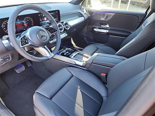 new 2024 Mercedes-Benz GLB 250 car, priced at $49,194