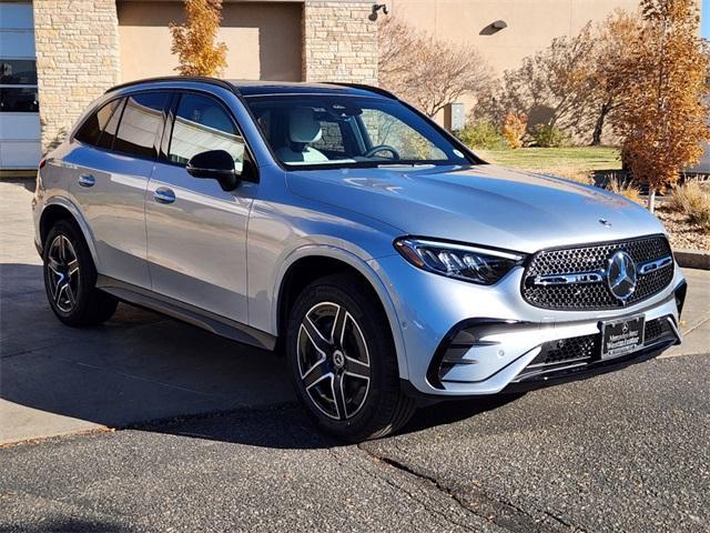 new 2025 Mercedes-Benz GLC 300 car, priced at $63,194