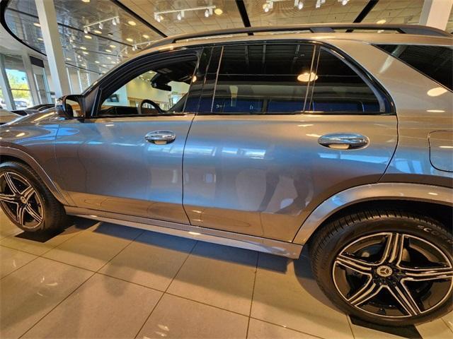 new 2025 Mercedes-Benz GLE 450e car, priced at $85,294