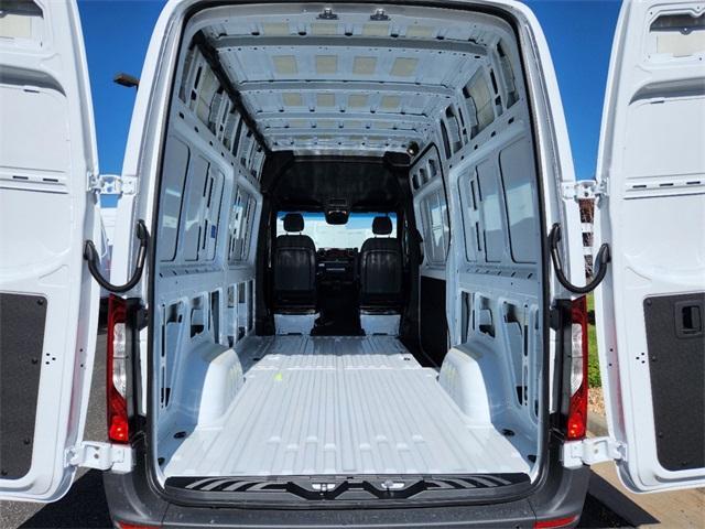 new 2024 Mercedes-Benz Sprinter 2500 car, priced at $64,767