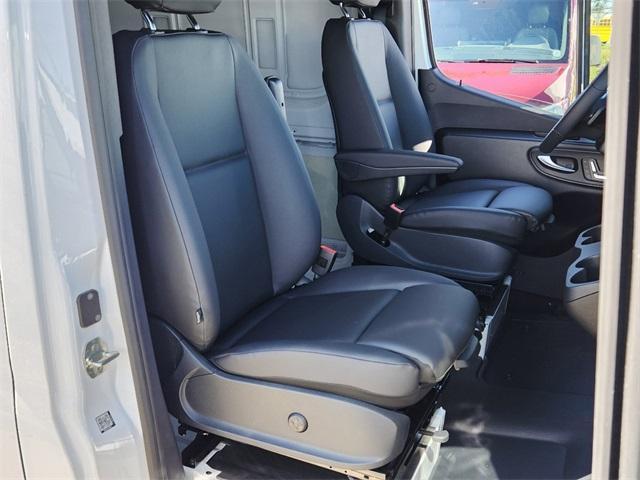 new 2024 Mercedes-Benz Sprinter 2500 car, priced at $64,767