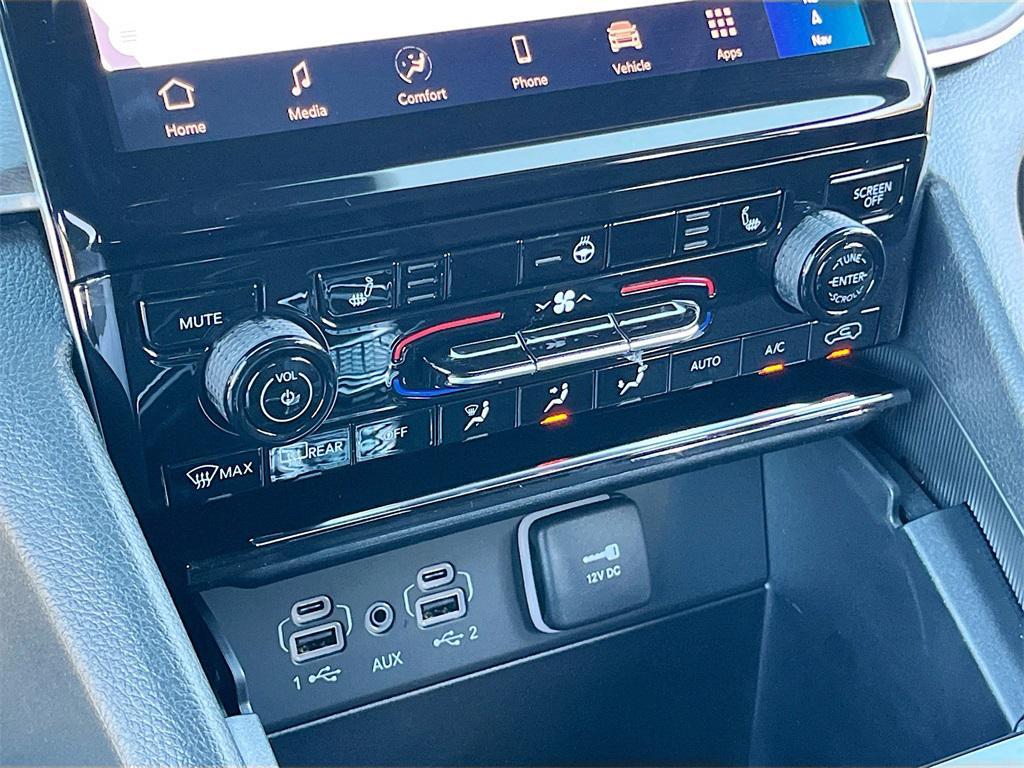 new 2025 Jeep Grand Cherokee car, priced at $35,016