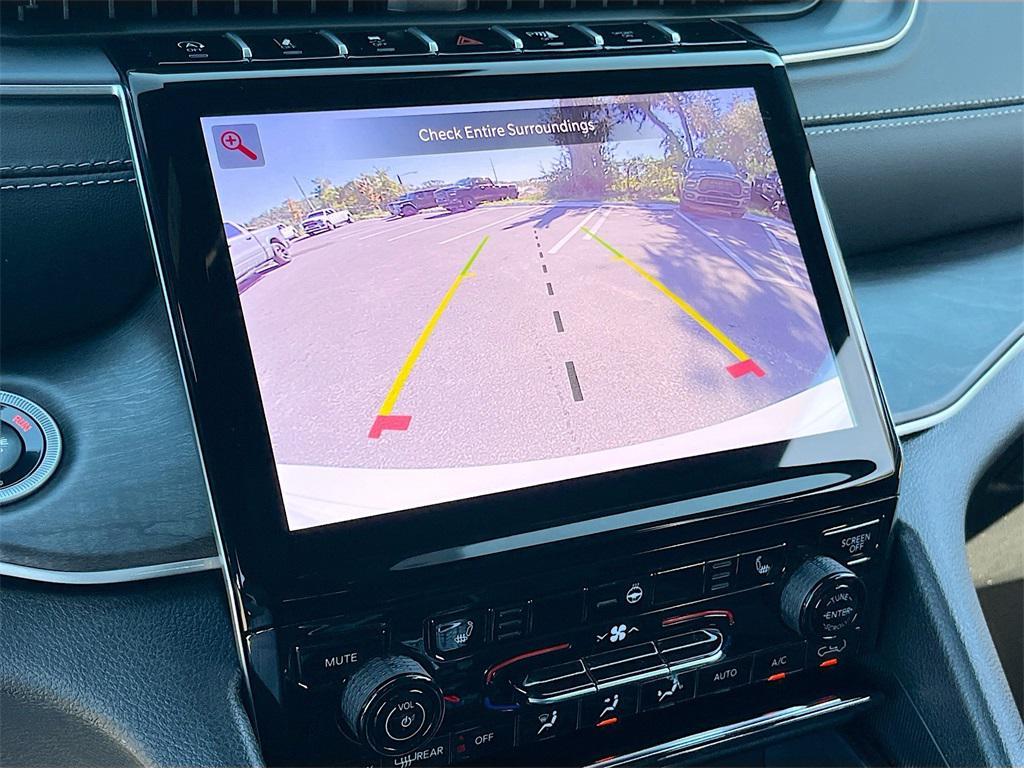 new 2025 Jeep Grand Cherokee car, priced at $35,016