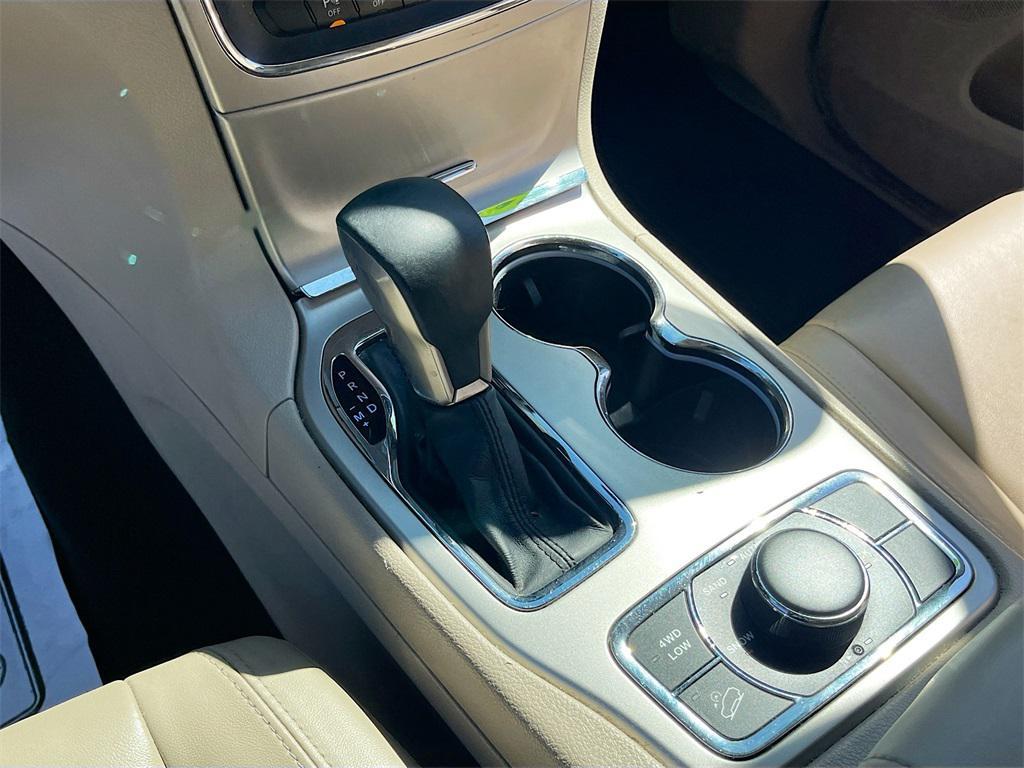 used 2017 Jeep Grand Cherokee car, priced at $12,082