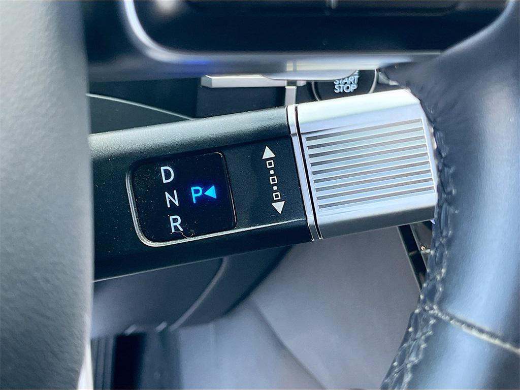 used 2024 Hyundai Santa Fe car, priced at $27,354