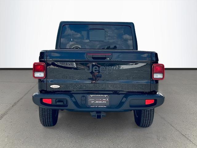 new 2024 Jeep Gladiator car, priced at $40,287