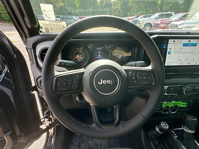 new 2024 Jeep Gladiator car, priced at $40,287