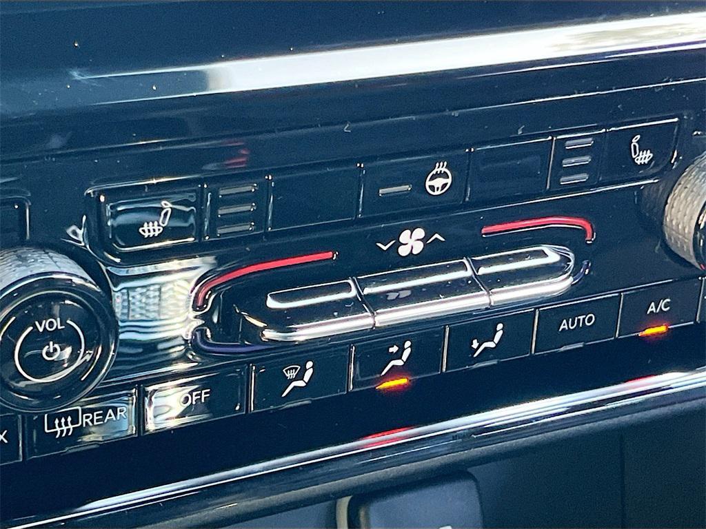 new 2025 Jeep Grand Cherokee car, priced at $34,486