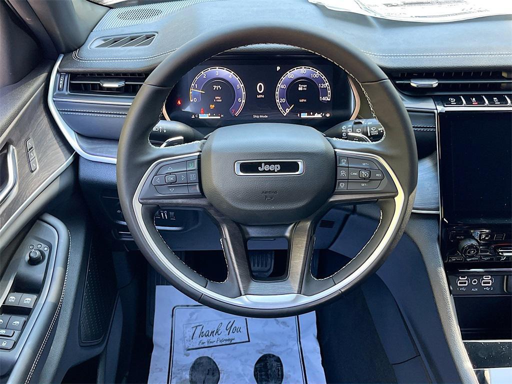 new 2025 Jeep Grand Cherokee car, priced at $34,486