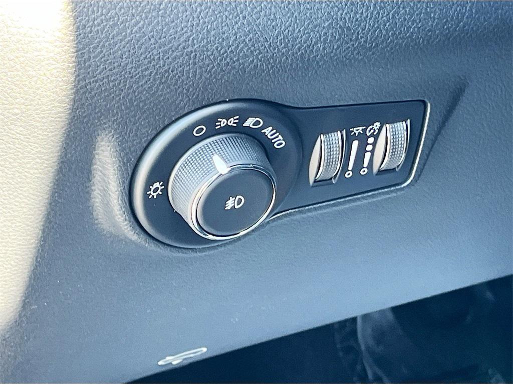 new 2026 Jeep Compass car, priced at $28,722