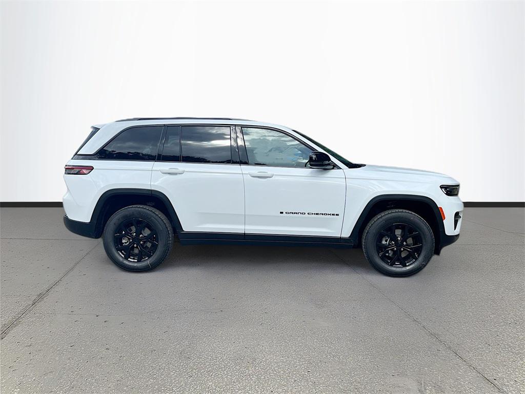 new 2025 Jeep Grand Cherokee car, priced at $36,502