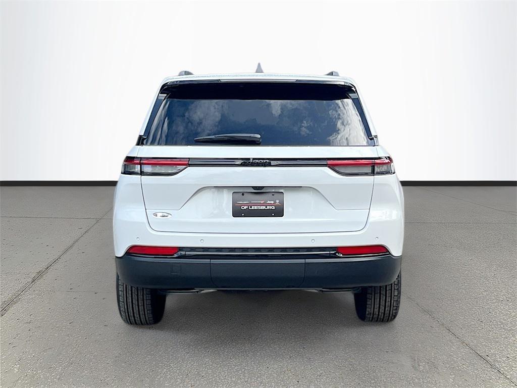 new 2025 Jeep Grand Cherokee car, priced at $36,502