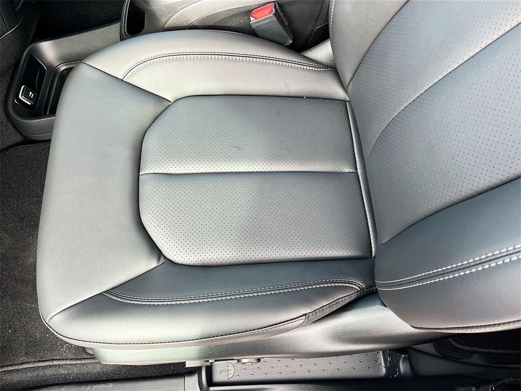 new 2026 Chrysler Pacifica car, priced at $41,481