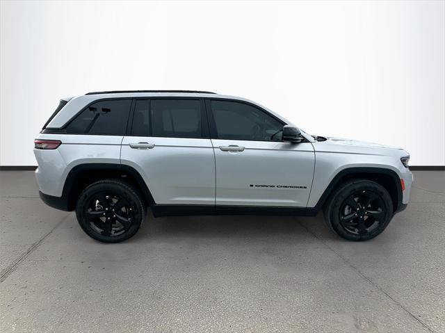 new 2024 Jeep Grand Cherokee car, priced at $41,103