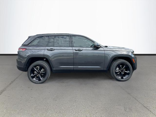 new 2024 Jeep Grand Cherokee car, priced at $42,903