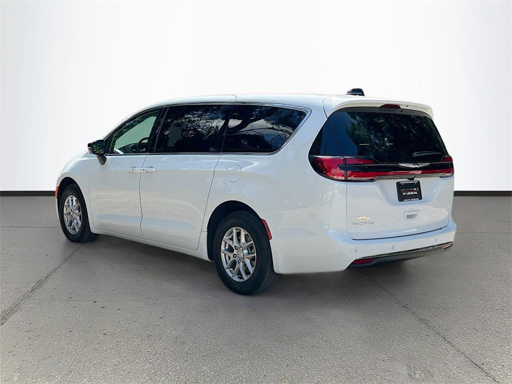 new 2026 Chrysler Pacifica car, priced at $38,038
