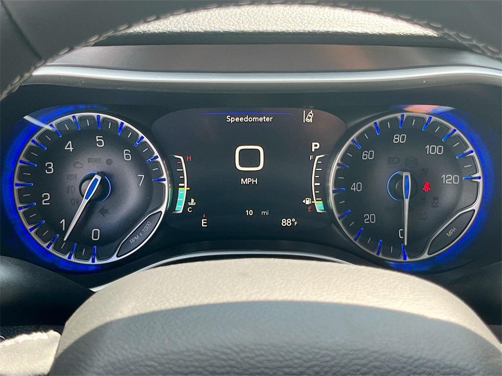 new 2026 Chrysler Pacifica car, priced at $38,038