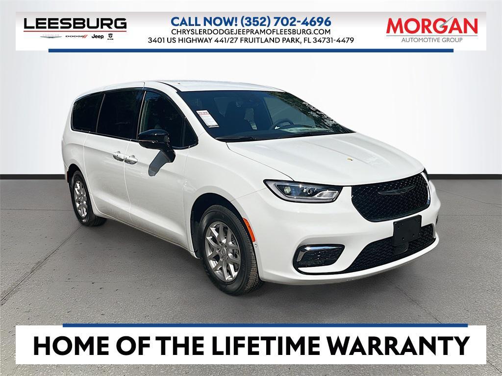 new 2026 Chrysler Pacifica car, priced at $38,038