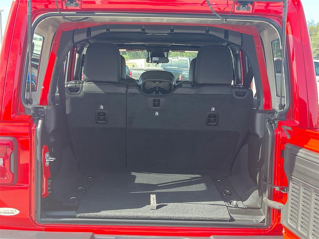 new 2025 Jeep Wrangler car, priced at $49,761