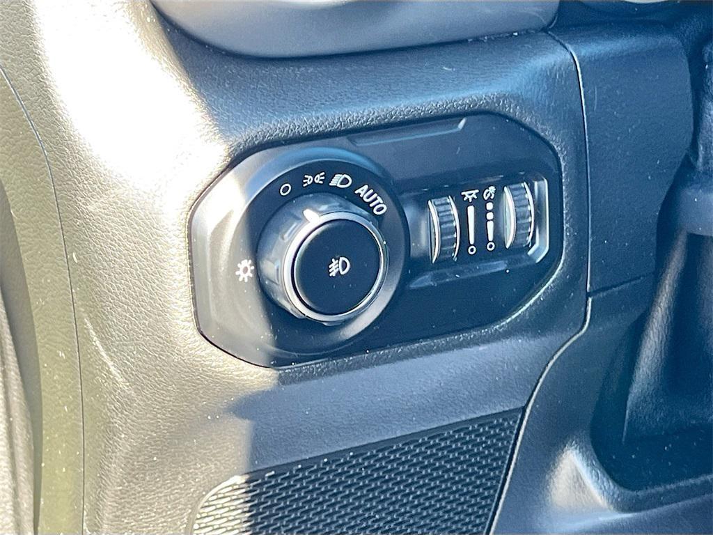 used 2021 Jeep Wrangler Unlimited car, priced at $28,815