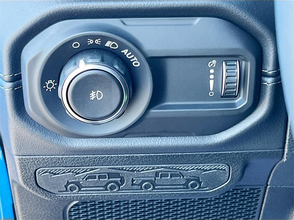 new 2025 Jeep Wrangler car, priced at $54,671